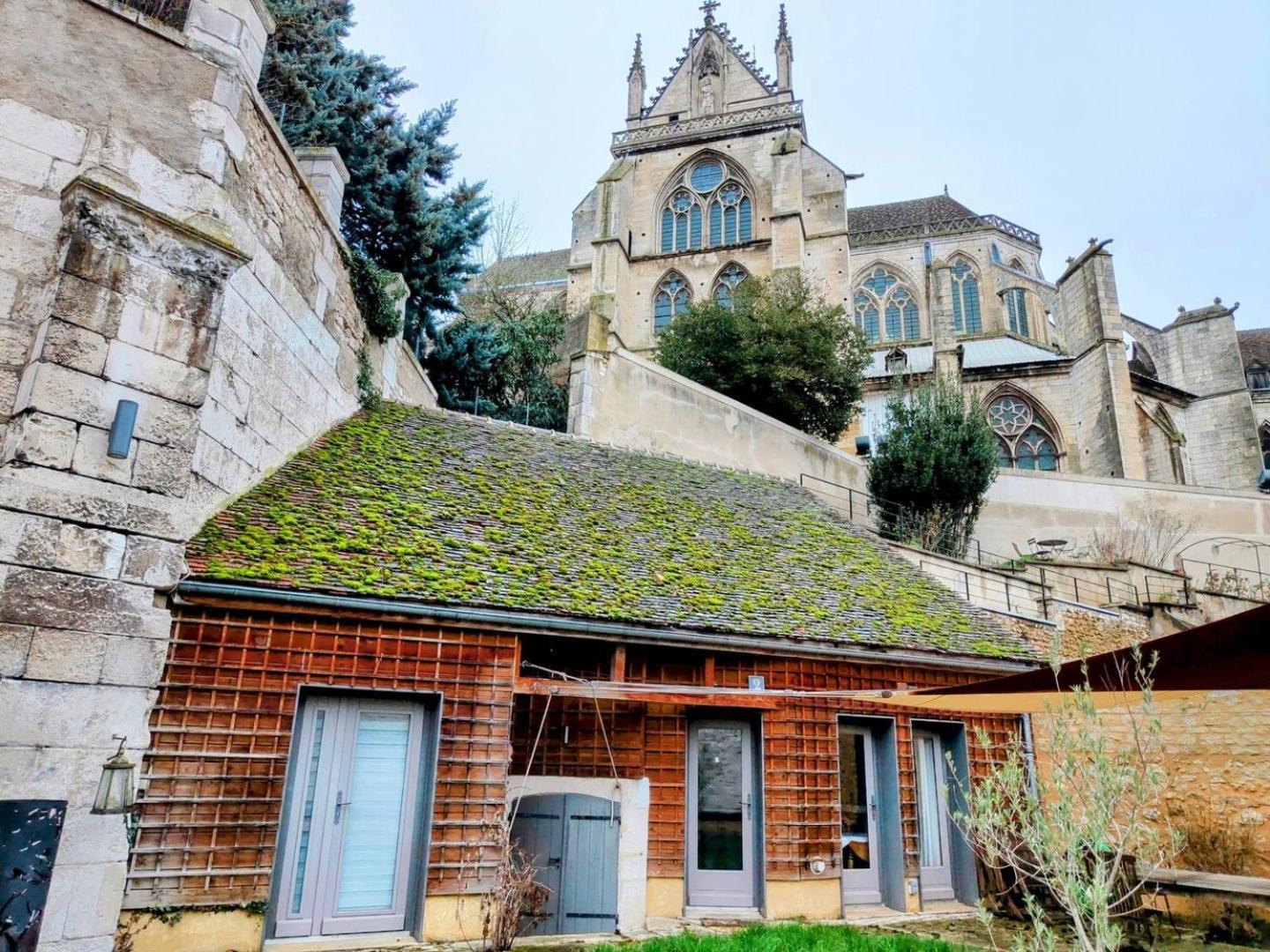 Home - Saint Loup - Sejour A Auxerre Exterior foto